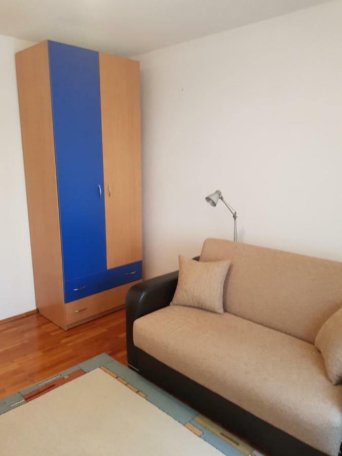 Apartament Melinda Oradea Exterior foto